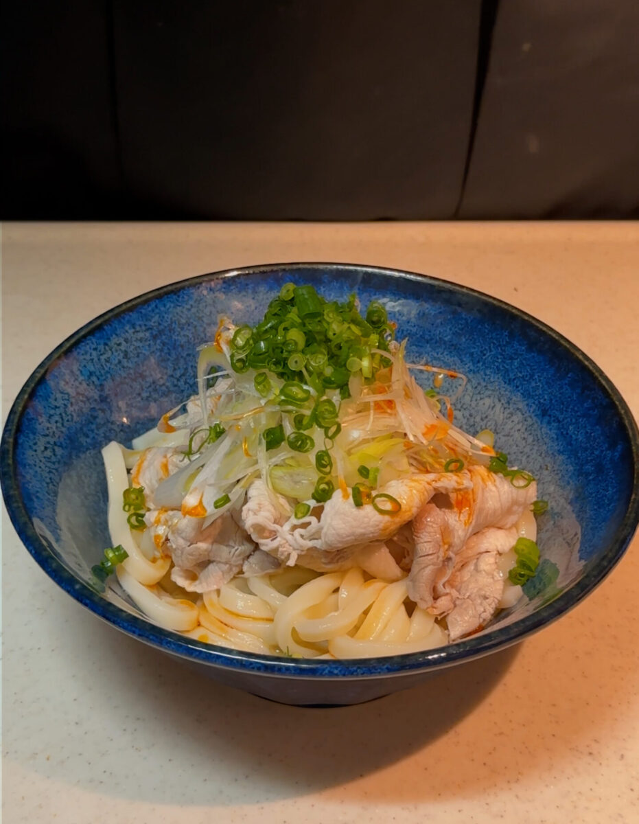 爽やかなゴマだれうどん